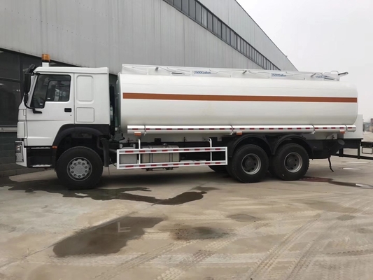 3000 galões 5000 galões 4X2 caminhão de combustível 6 rodas caminhão-tanque de óleo com Zf8118 direção