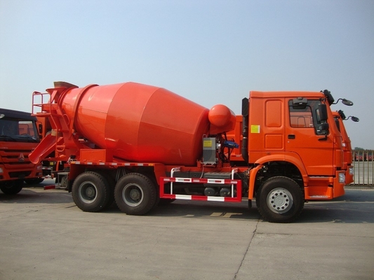 5600X2300X1500 Caminhão de mistura de betão de dimensão de balde com sistema de direção Zf8118