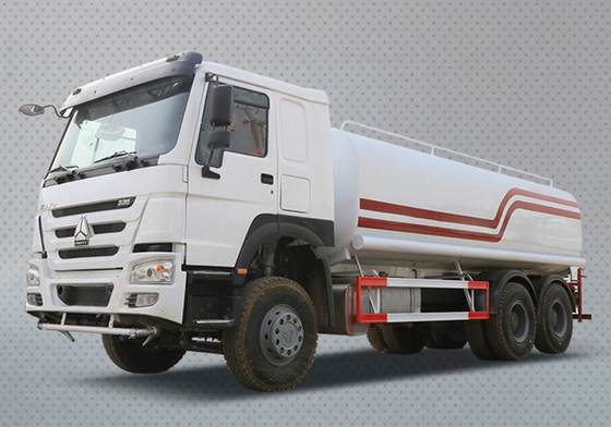 Caminhão modelo Zz3257n3847A Sinotruk HOWO 6X4 Caminhão de água com certificação GCC
