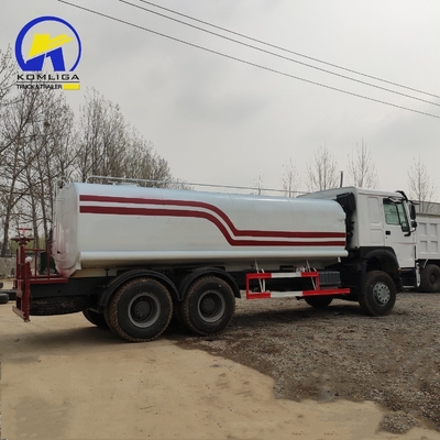 20 metros cúbicos Sinotruck HOWO 6X4 Caminhão-tanque de água de pulverização com motor Wd615.47