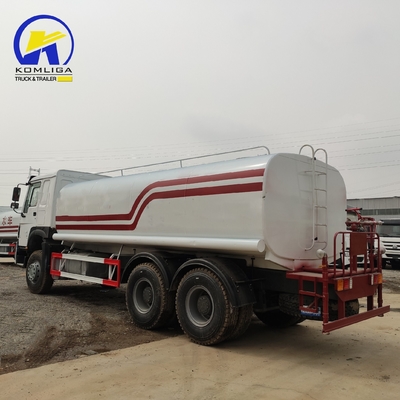 20 metros cúbicos Sinotruck HOWO 6X4 Caminhão-tanque de água de pulverização com motor Wd615.47