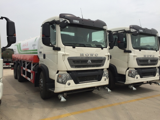 Sinotruk HOWO Câmara de camião de depósito de água com um cama e dois lugares Capacidade do motor&gt; 8L