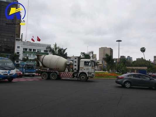 Design de pneus radiais Shacman F3000 caminhão de mistura de concreto para grandes projetos de construção