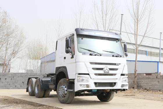 Capacidade 25-30 toneladas HOWO CNG Tractor Truck/Cargo Truck/ para transporte de alta capacidade