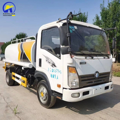 Sinotruk HOWO 4X2/6X4/8X4 Camião-tanque de água de 20cbm com capacidade de cabine e motor &gt; 8L