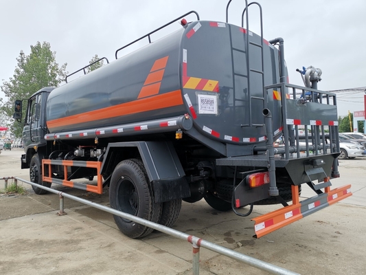 Sinotruk HOWO 4X2/6X4/8X4 Camião de água usado com 371 CV e &gt; 8L de capacidade do motor