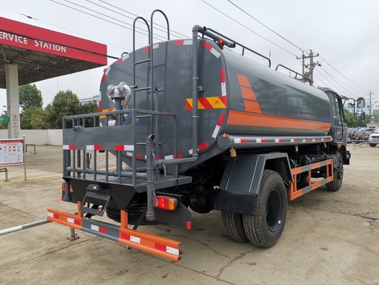 Sinotruk HOWO 4X2/6X4/8X4 Camião de água usado com 371 CV e &gt; 8L de capacidade do motor