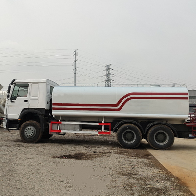 1X9000 Kgs Eixo dianteiro Euro 2 Sinotruk HOWO 4X2/6X4/8X4 Caminhão pulverizador para águas residuais