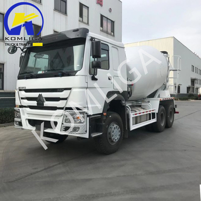 Estilo de elevação frontal 6X4 Sinotruk Construção Mixer móvel de trabalho pesado