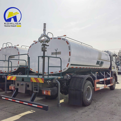 16 toneladas Capacidade de carga Eixo traseiro Sinotruk HOWO 6X4 Caminhão de tanque de água Caminhão de água potável