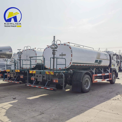 16 toneladas Capacidade de carga Eixo traseiro Sinotruk HOWO 6X4 Caminhão de tanque de água Caminhão de água potável