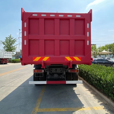 351-450hp HOWO 8X4 Heavy Duty Dumper com 12 rodas e tanque de combustível de 300L