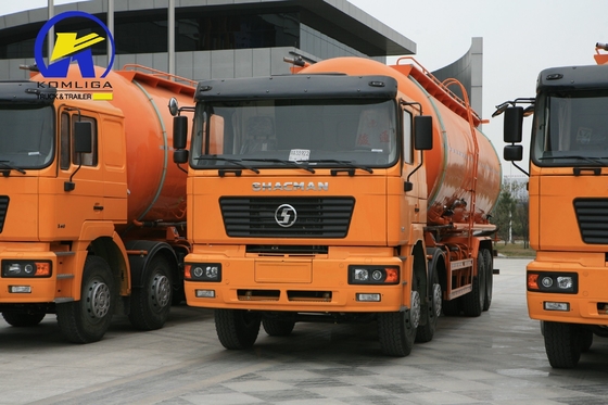 5600X2300X1500 20cbm Um Dormitório com A/C Shacman 8X4 12 rodas Tank Truck Oil