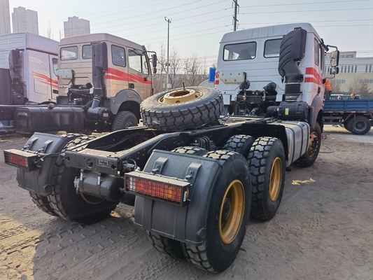 Capacidade de combustível de alumínio ligado de 400L 6X4 Beiben Tractor Truck Head com capacidade de motor&gt; 8L