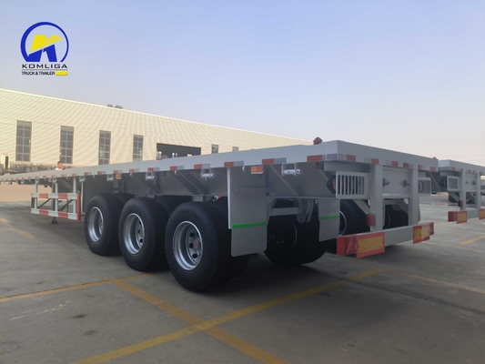 Sinotruk HOWO Semi-remolque de banco plano com eixos Fuwa e viga lateral de aço de canal de 16 mm