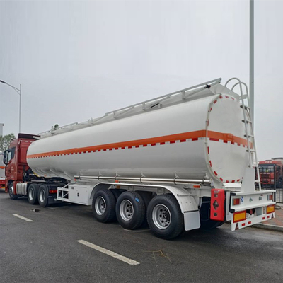 Jost 2 &quot; ou 3,5 &quot; tipo de parafuso King Pin Semi-trailer para 45000 litros HOWO Tanker de combustível