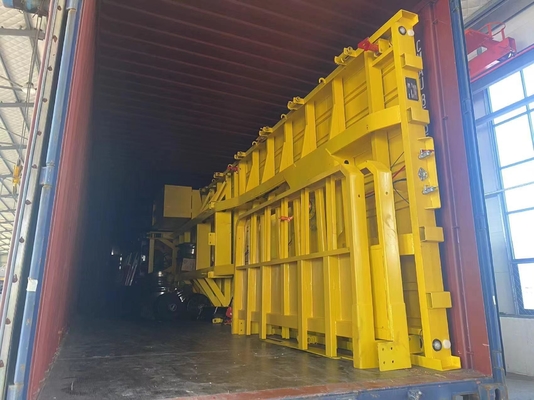Caixa de ferramentas Equipada de reboque de cama plana com rampa e conveniente sistema de travagem ABS antibloqueio