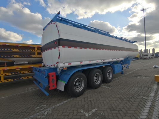 Sinotruk HOWO Reboque de tanque de combustível para África