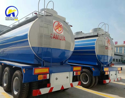 Pedido personalizado Tanque de combustível de cor branca e azul Semi-reboque com banda de rodagem de 1820mm