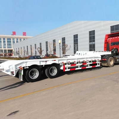 Cama de baixa altura 40ft 60tons Lowboy Ramps Trailer com ABS Anti-bloqueio Sistema de travagem