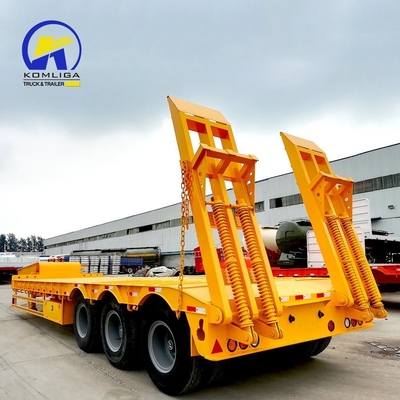 Reboque de baixo leito de múltiplos eixos de alta capacidade de carga com rampa e base de rodas de 7000-8000 mm