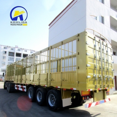 13000x2500x3900mm Tri-Axle Trailer de carga fechado com parede lateral e certificação GCC
