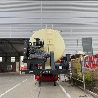 Reboque de cimento a granel usado dentro de um piso plano com 2 peças de transporte de pneus sobressalentes